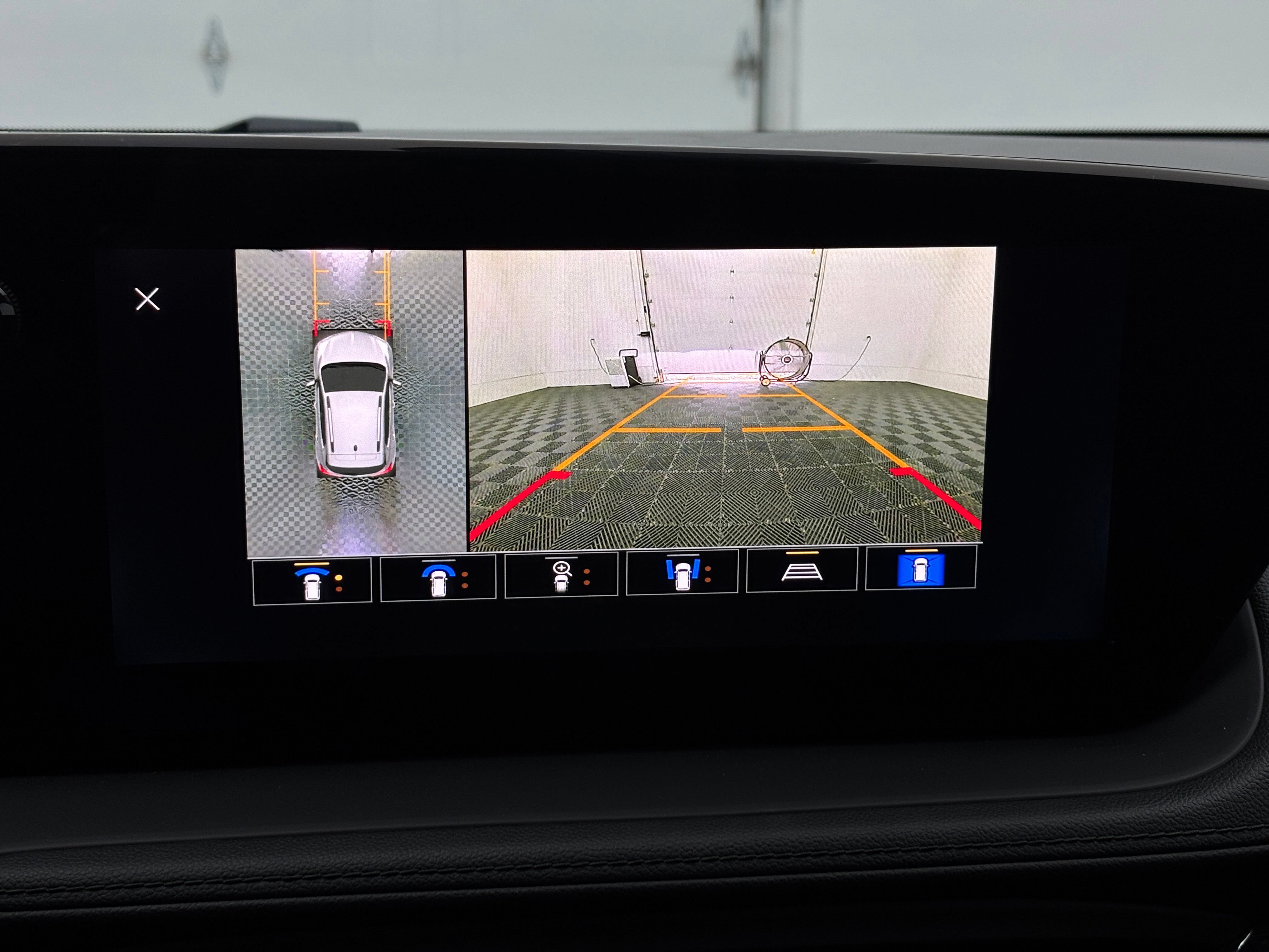 New 2026 Buick Encore GX Sport Touring w/ Advanced Technology Package FWD image 4