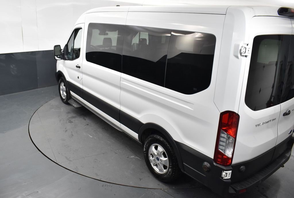 Used 2019 Ford Transit 350 XLT image 32