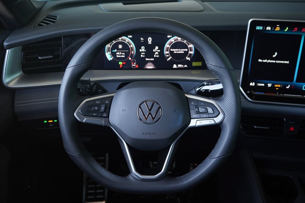 New 2026 Volkswagen Tiguan SE R-Line AWD/4WD image 9