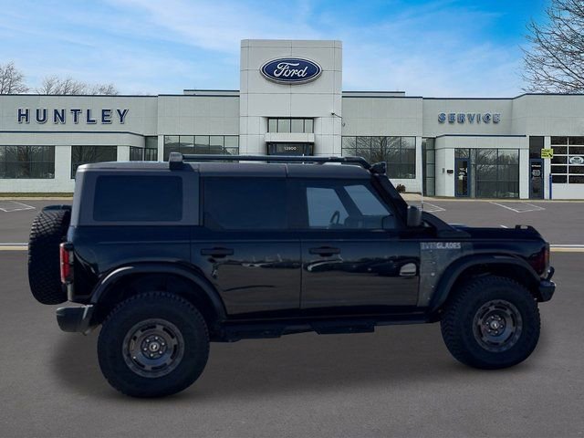 Used 2024 Ford Bronco Everglades AWD/4WD image 3