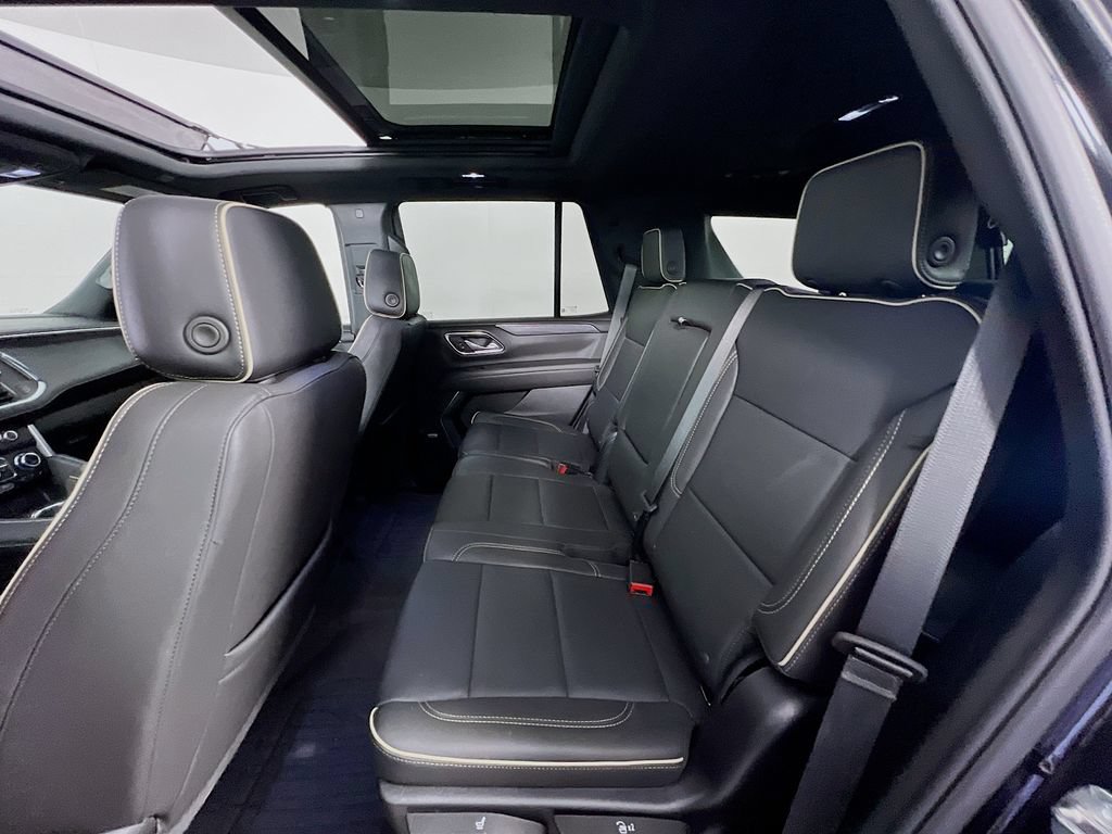 Certified 2024 GMC Yukon SLT w/ LPO, Floor Liner Package AWD/4WD image 24