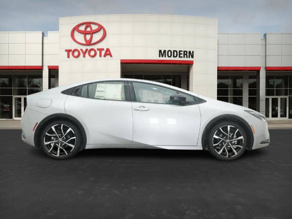 New 2026 Toyota Prius Plug-In Hybrid image 26