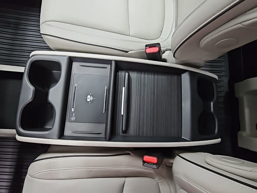 New 2026 Honda Odyssey Touring image 23
