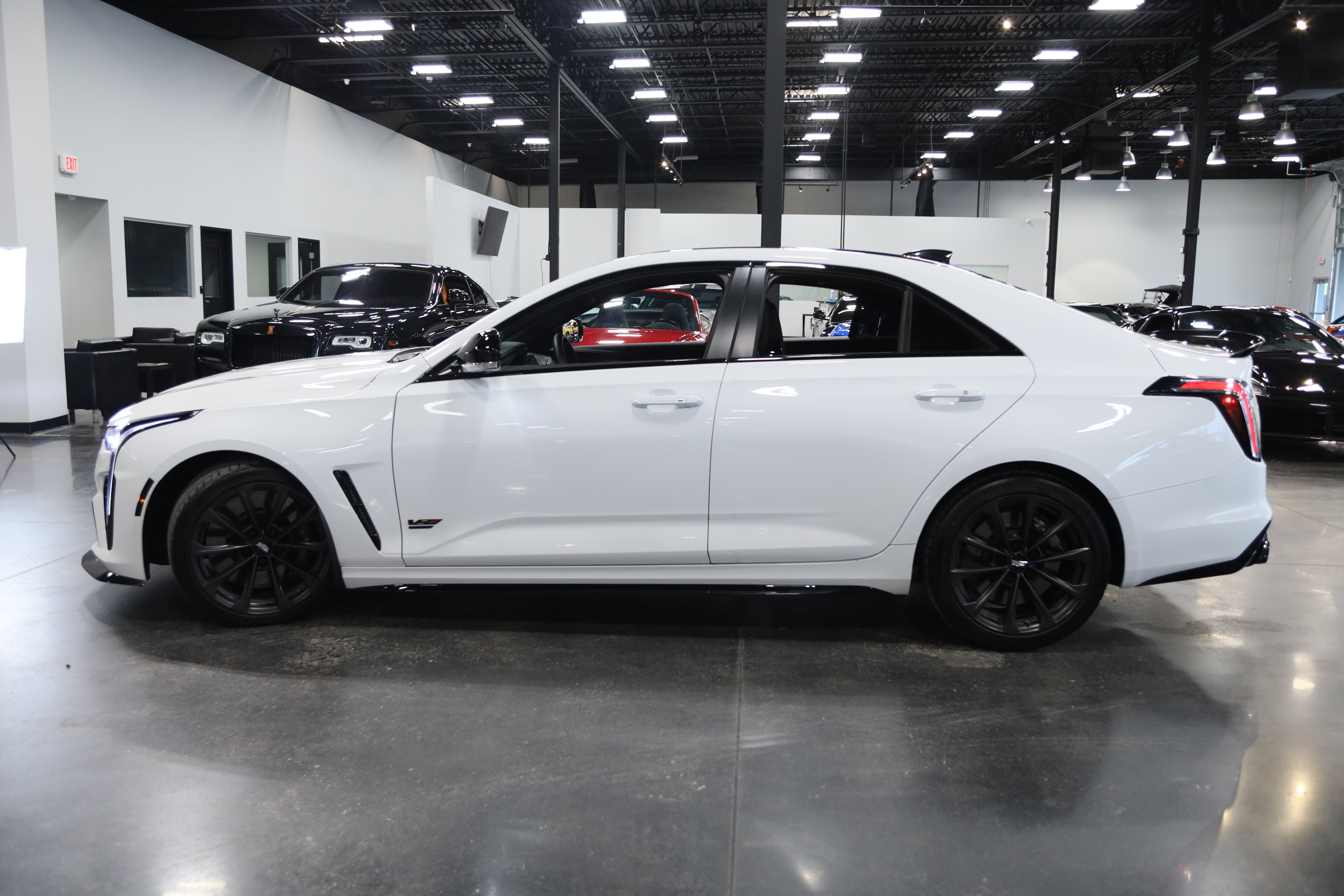 Used 2025 Cadillac CT4 V Blackwing w/ Driver Assist Package RWD image 9