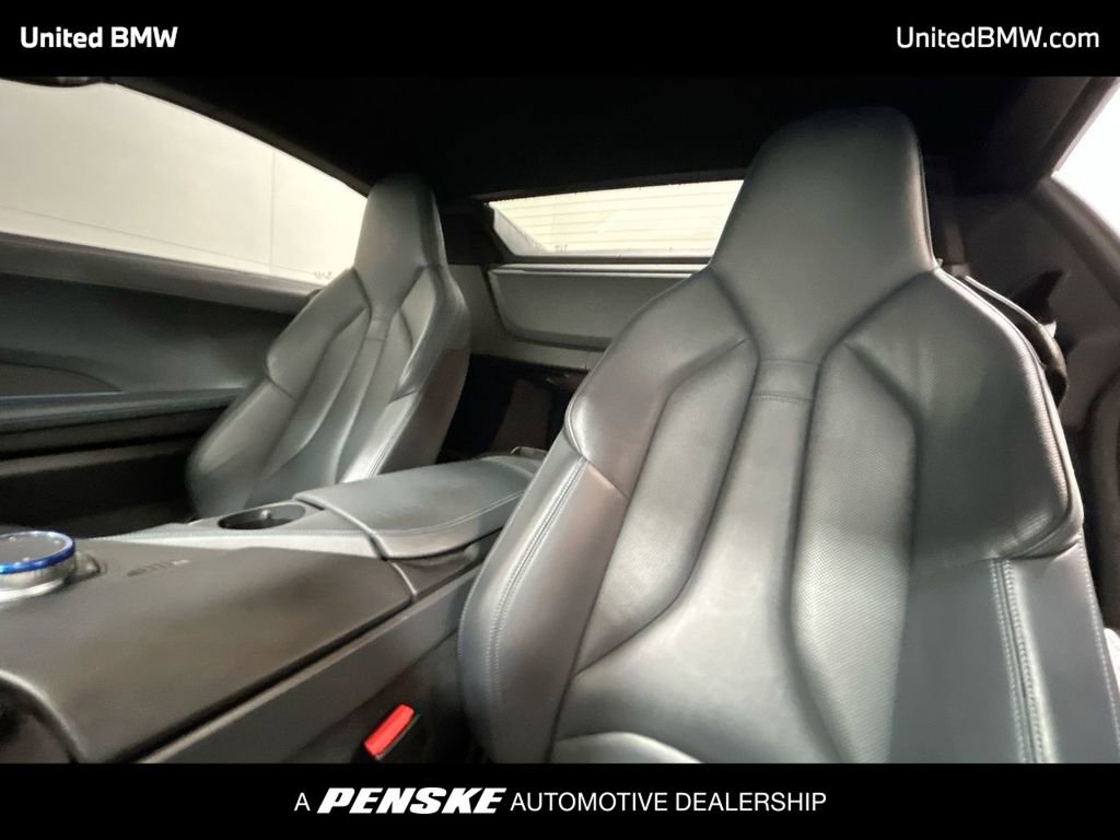 Used 2019 BMW i8 Roadster image 13