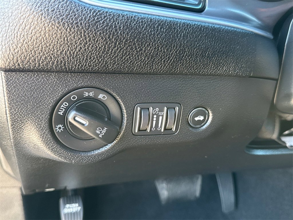 Used 2020 Dodge Challenger SXT w/ Blacktop Package image 25