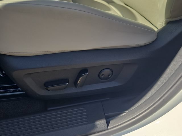 Certified 2023 Nissan Rogue SV w/ SV Premium B Package FWD image 21