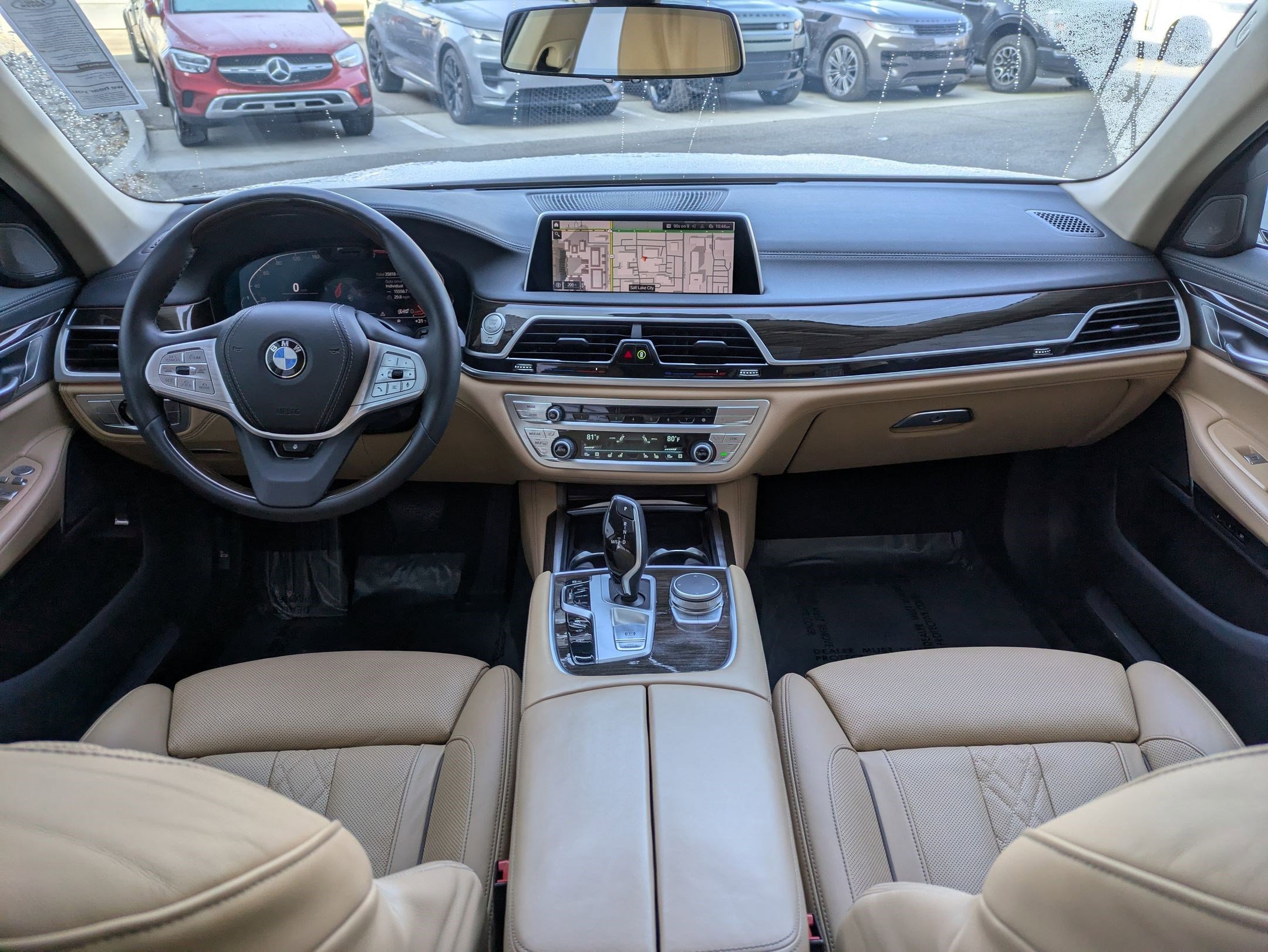 Used 2022 BMW 750i xDrive image 28