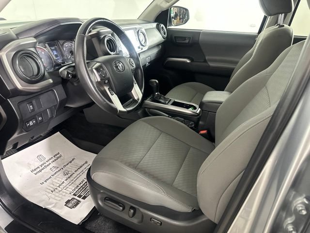 Used 2023 Toyota Tacoma SR5 AWD/4WD image 16