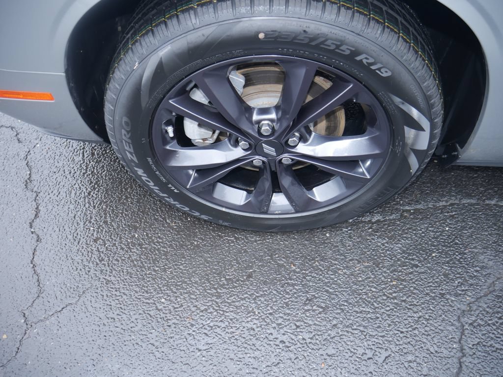 Used 2023 Dodge Challenger SXT w/ Blacktop Package AWD/4WD image 15