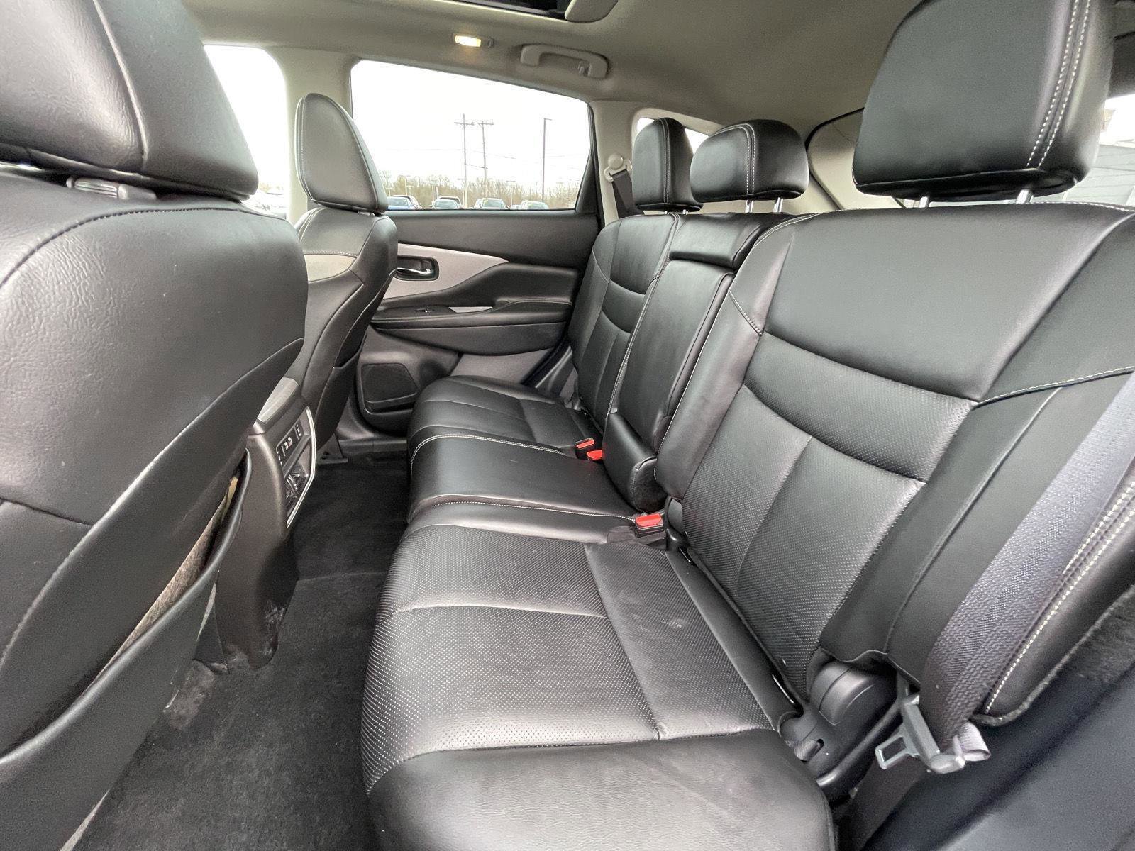 Used 2019 Nissan Murano SL w/ SL Technology Package image 16