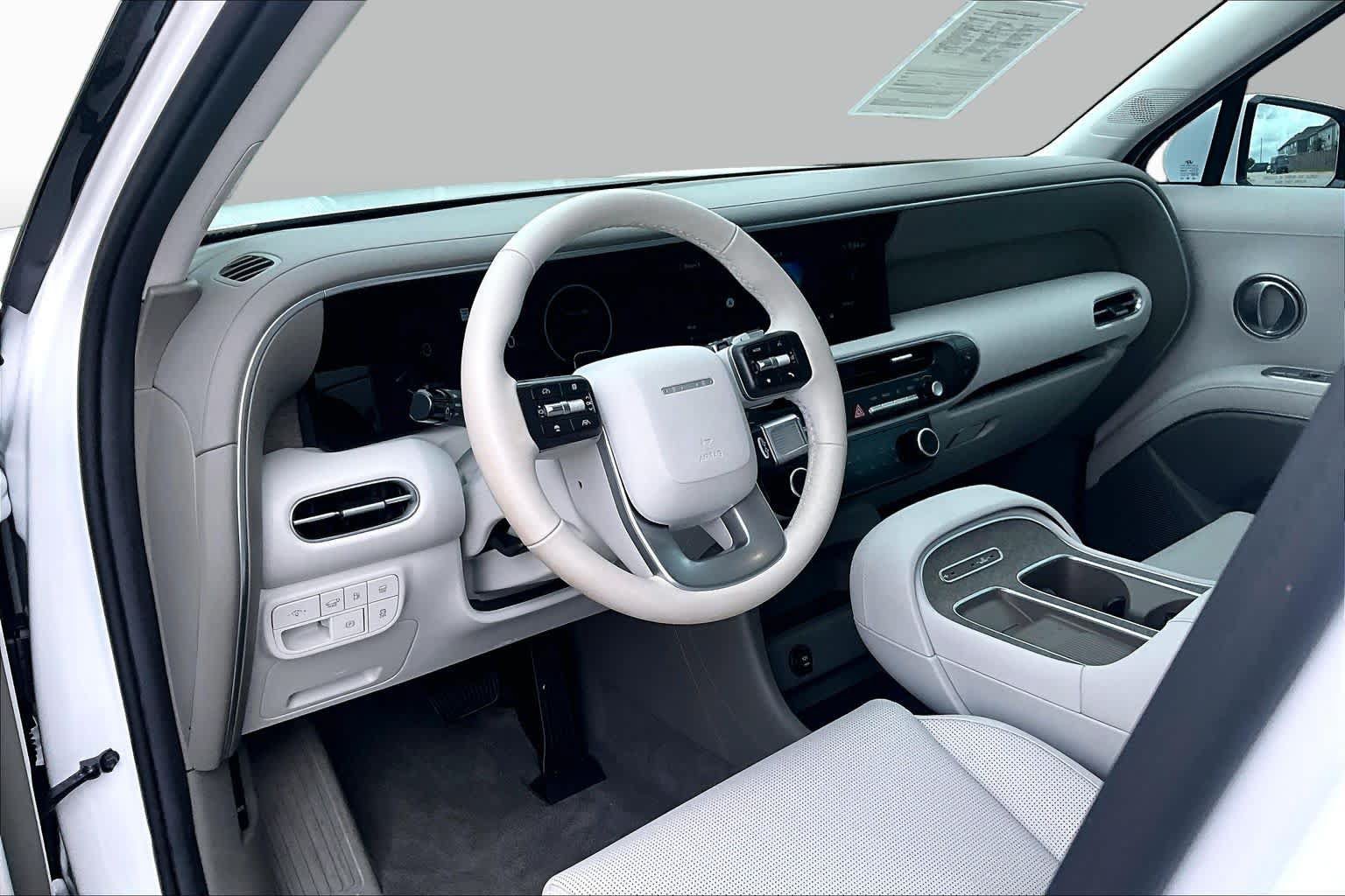 Used 2026 Hyundai Palisade SEL Premium FWD image 18