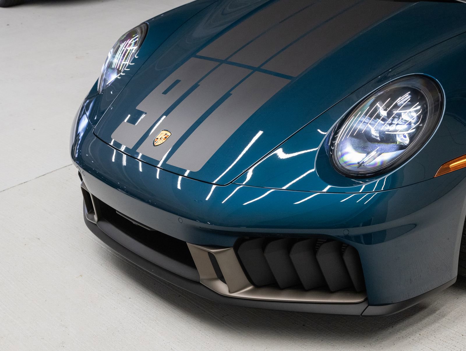 Certified 2026 Porsche 911 GTS image 38