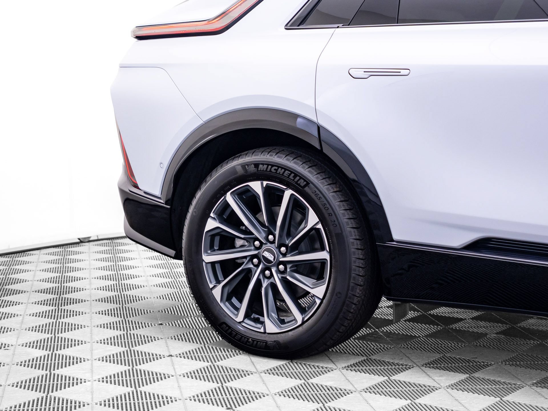 New 2027 Cadillac Lyriq Premium Sport AWD/4WD image 33