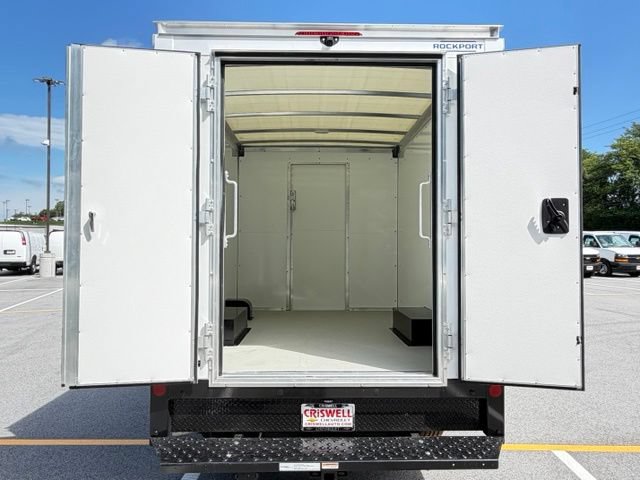 New 2026 Chevrolet Express 3500 w/ Power Convenience Package RWD image 7