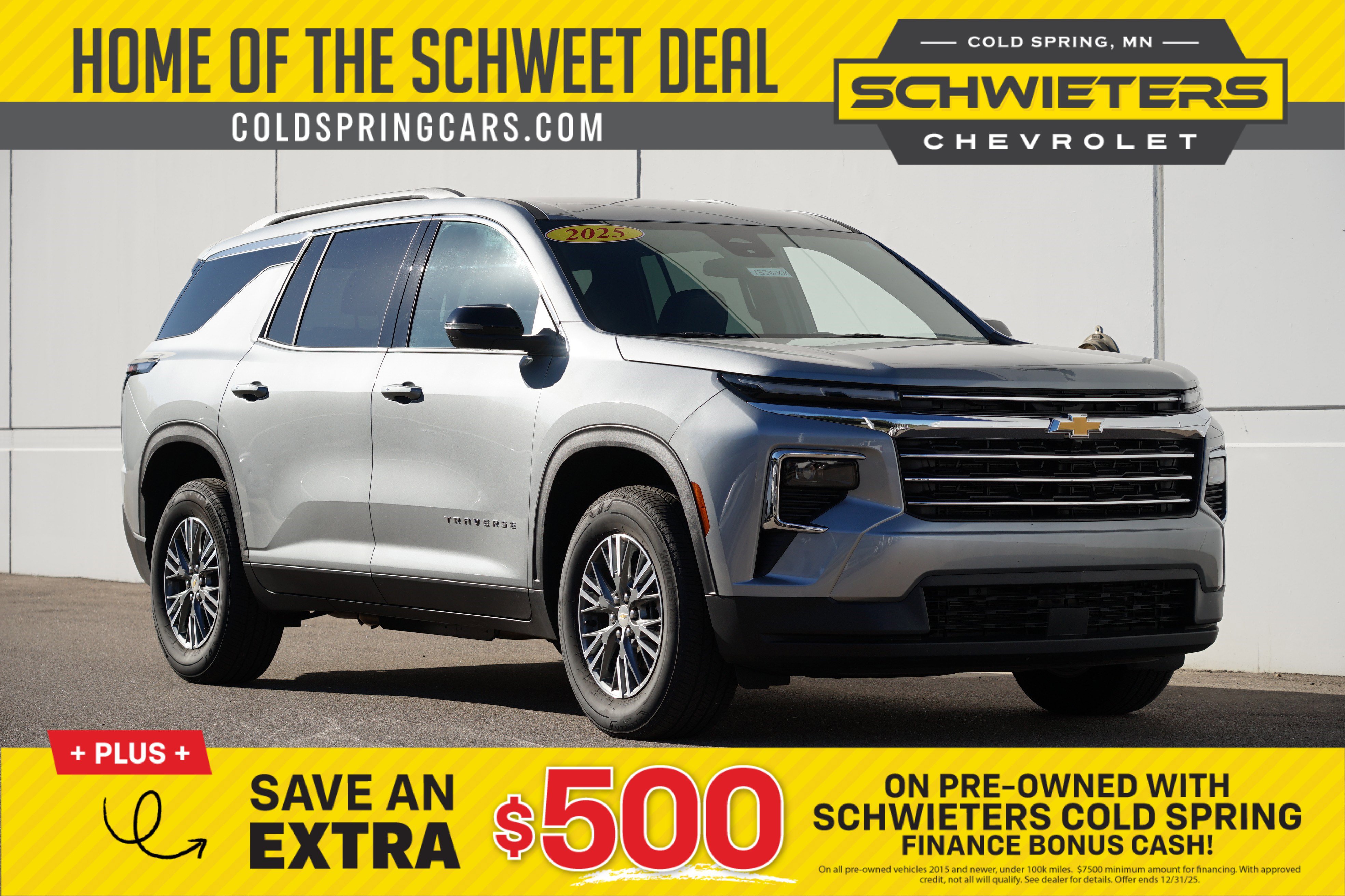Used 2025 Chevrolet Traverse LT