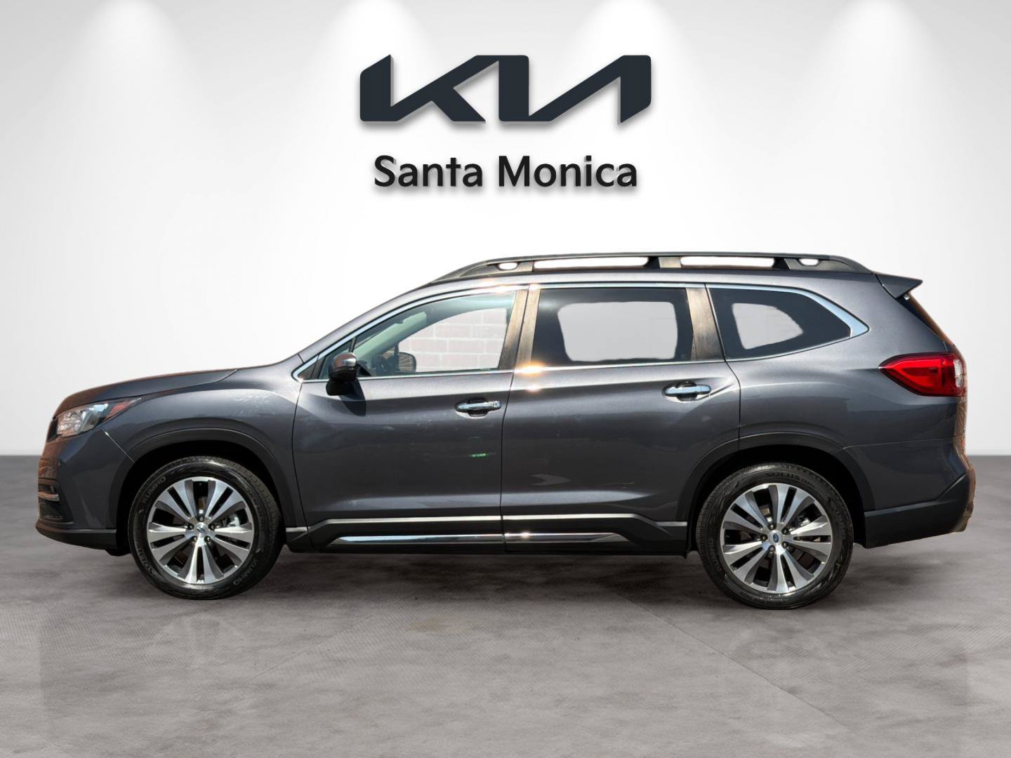 Used 2022 Subaru Ascent Touring AWD/4WD image 3