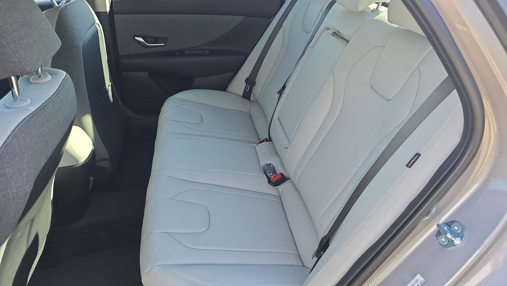 New 2026 Hyundai Elantra Limited FWD image 28