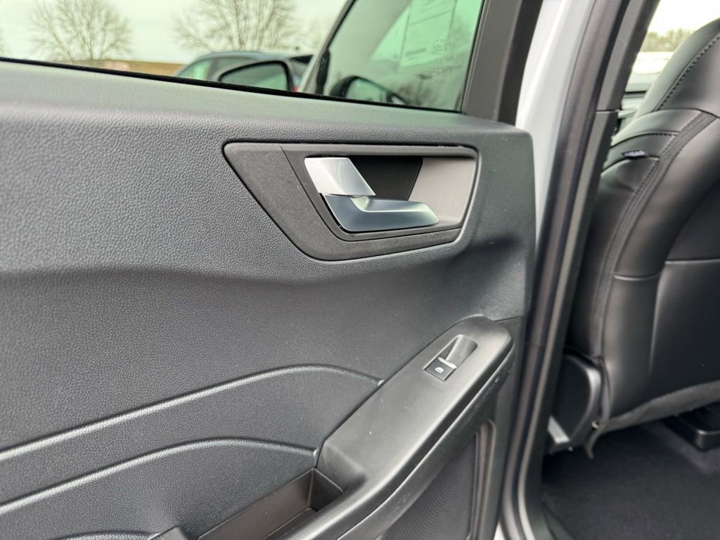 New 2026 Ford Escape ST-Line w/ Tech Pack #1 image 24