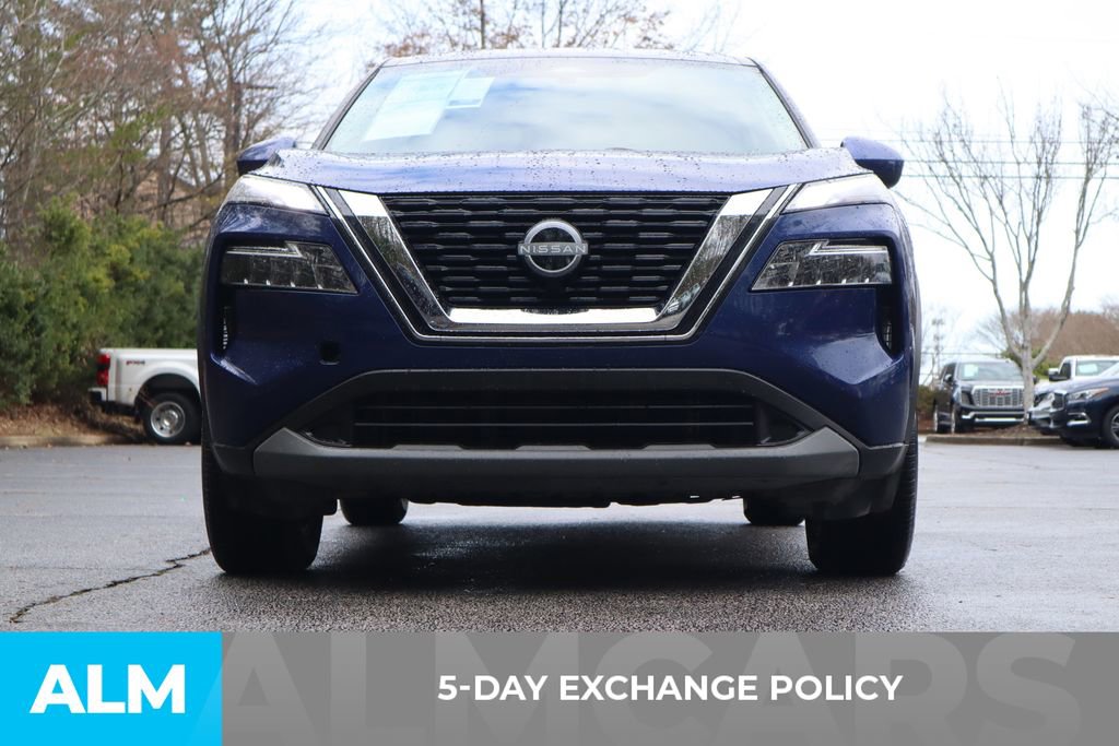 Used 2023 Nissan Rogue SV image 4