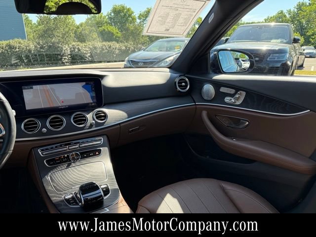 Used 2019 Mercedes-Benz E 300 4MATIC image 15