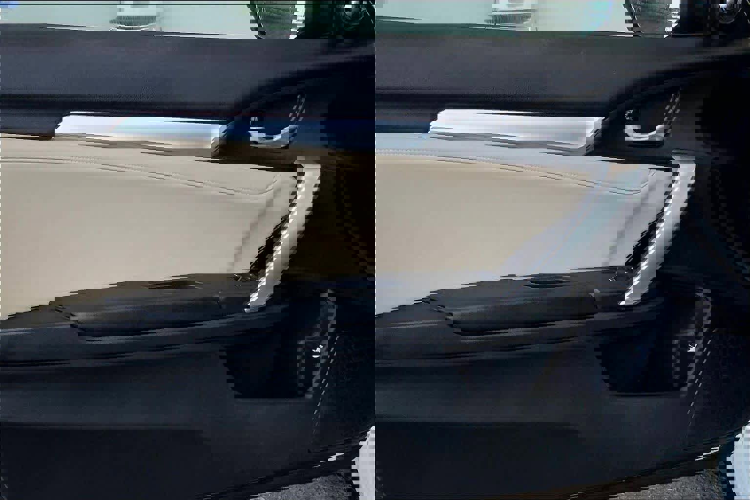 Used 2016 Honda Civic Touring image 22