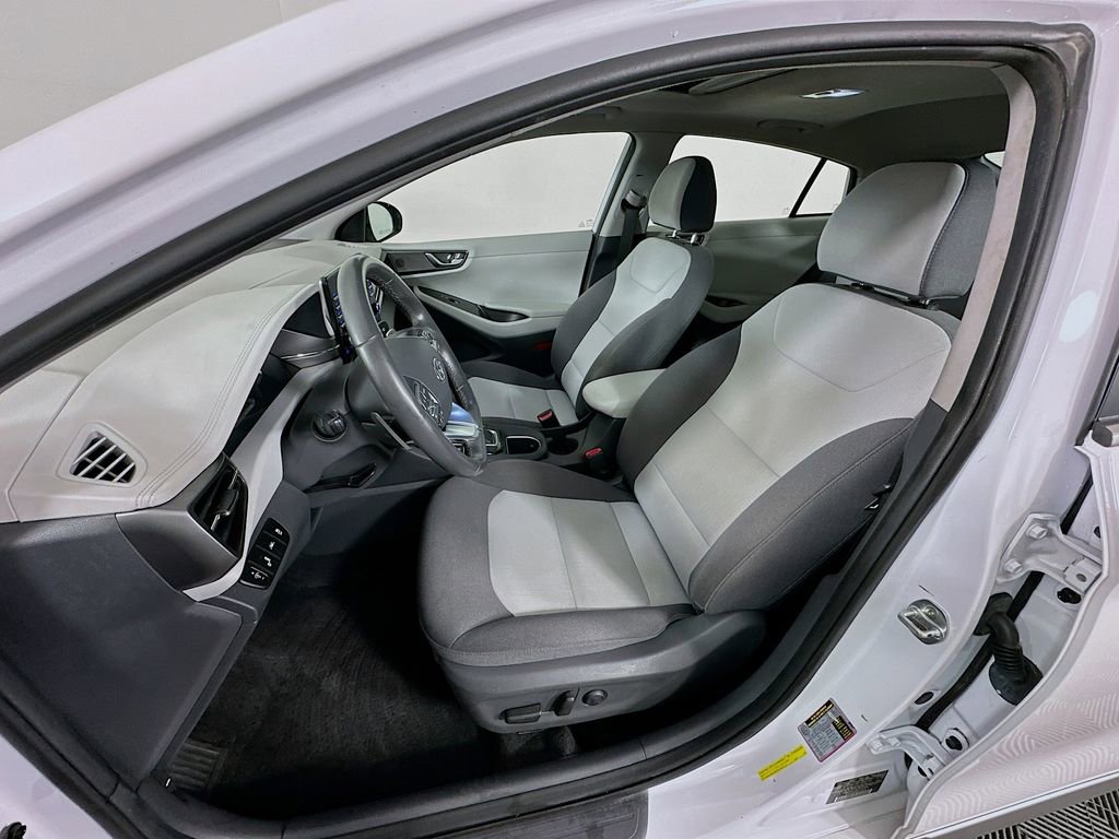 Used 2020 Hyundai Ioniq SEL image 20