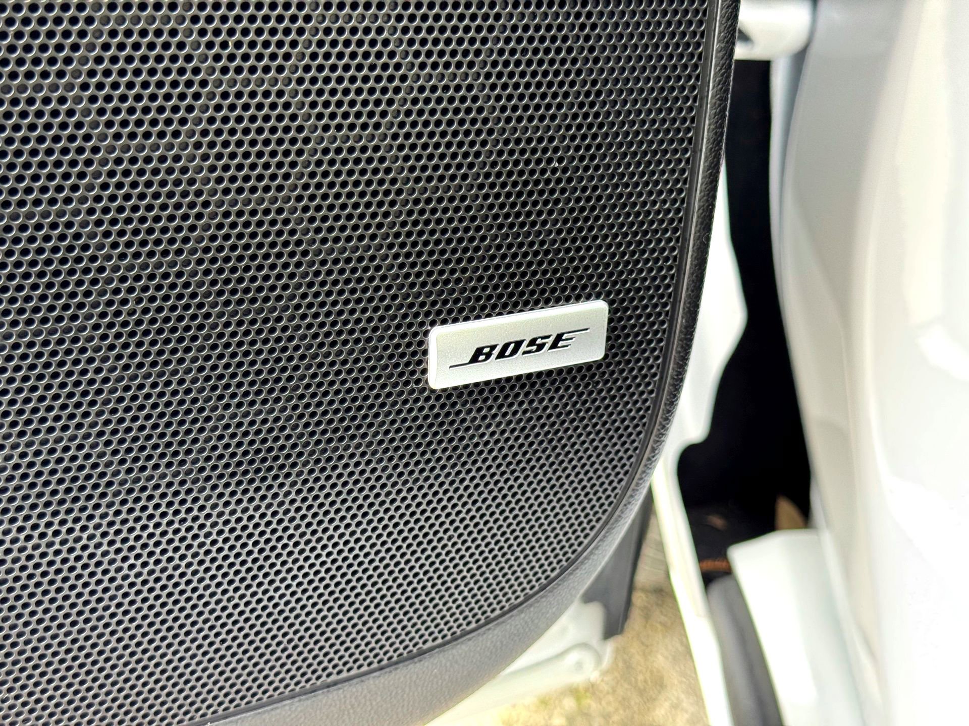 Used 2024 Buick Enclave Avenir w/ Avenir Technology Package image 17