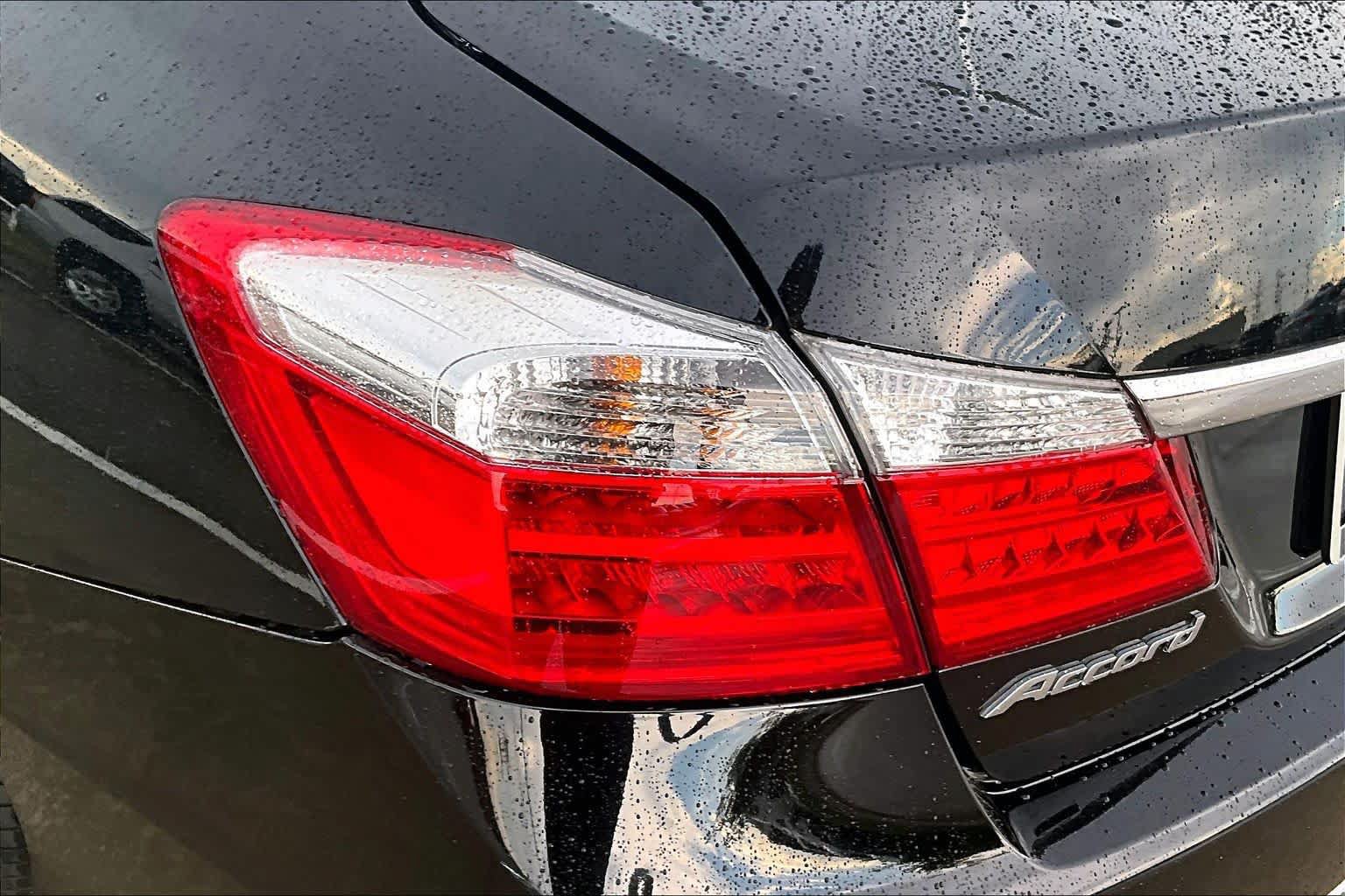 Used 2015 Honda Accord EX-L image 27