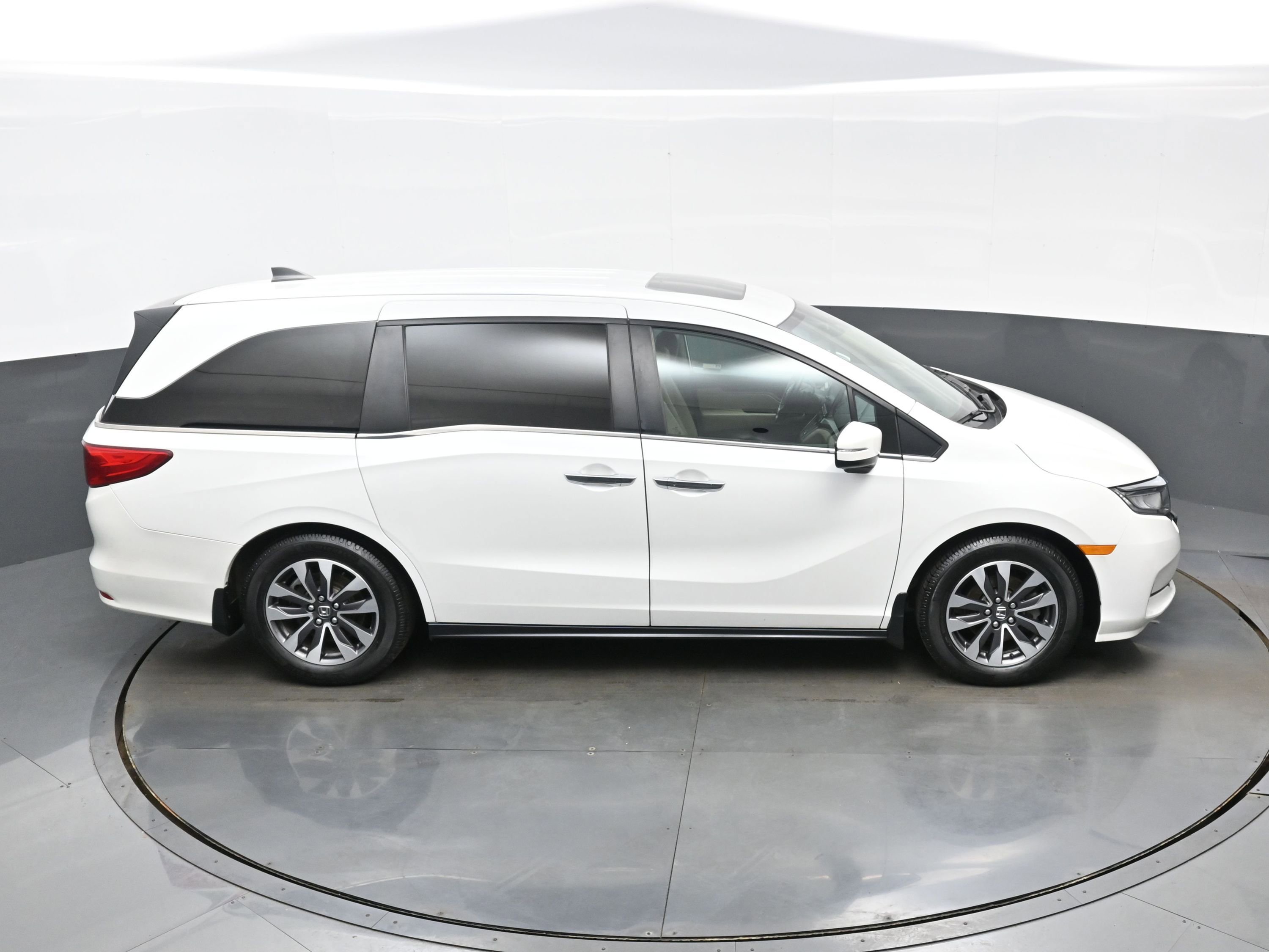 Used 2022 Honda Odyssey EX-L image 39