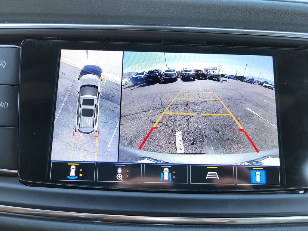 Used 2024 Buick Enclave Premium image 13