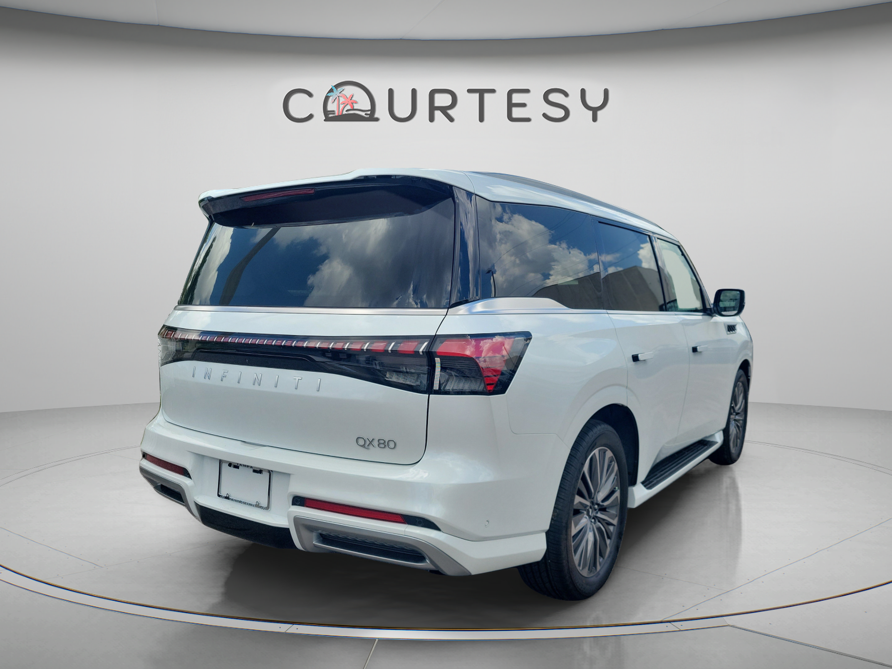 New 2027 INFINITI QX80 Luxe w/ Cargo Package RWD image 3