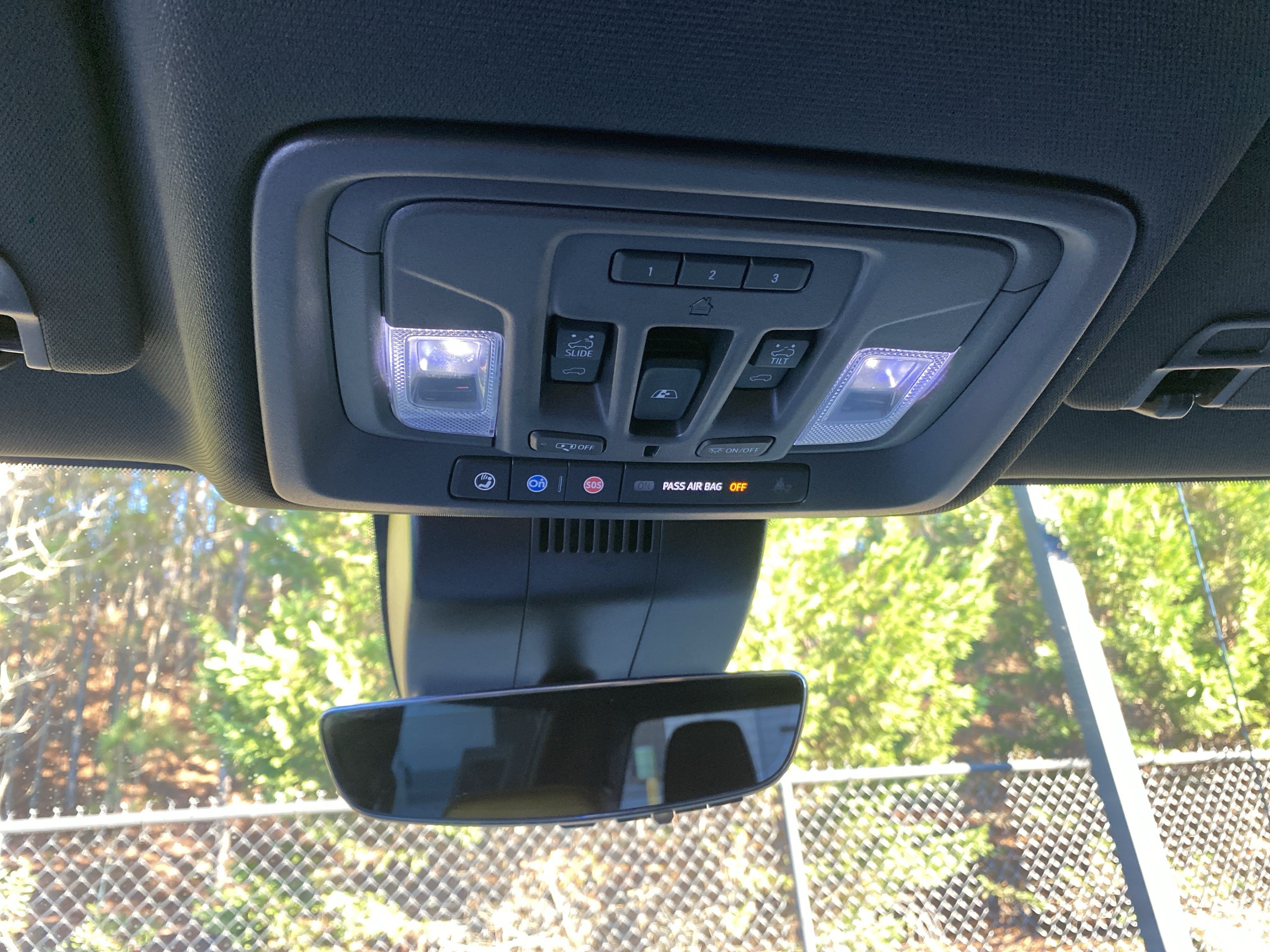Used 2023 Chevrolet Silverado 1500 High Country w/ High Country Premium Package AWD/4WD image 35