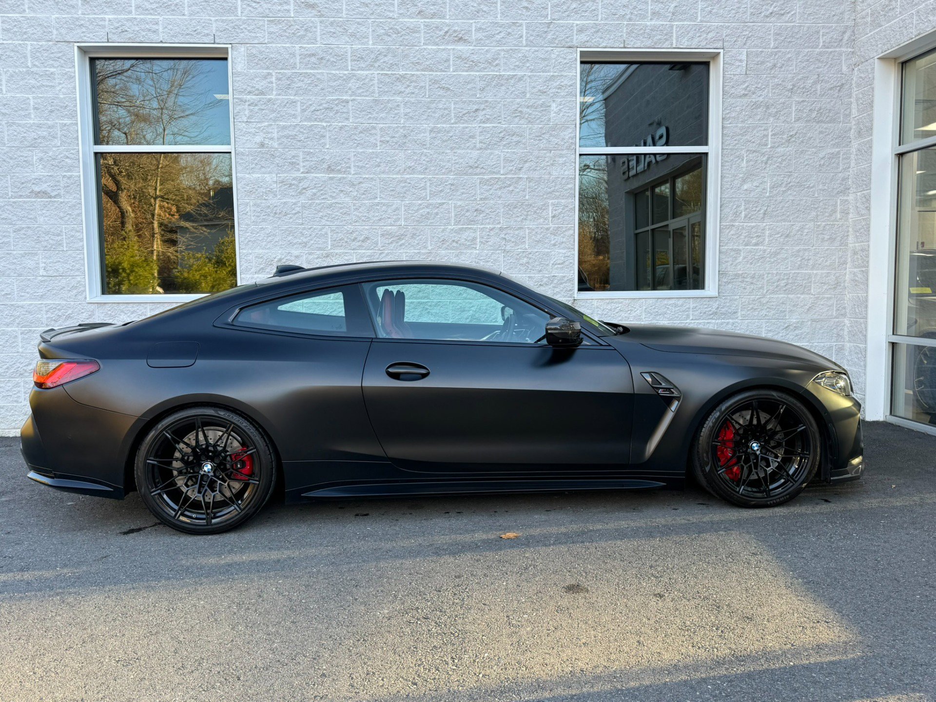 Used 2022 BMW M4 xDrive Competition w/ M Carbon Exterior Package image 37