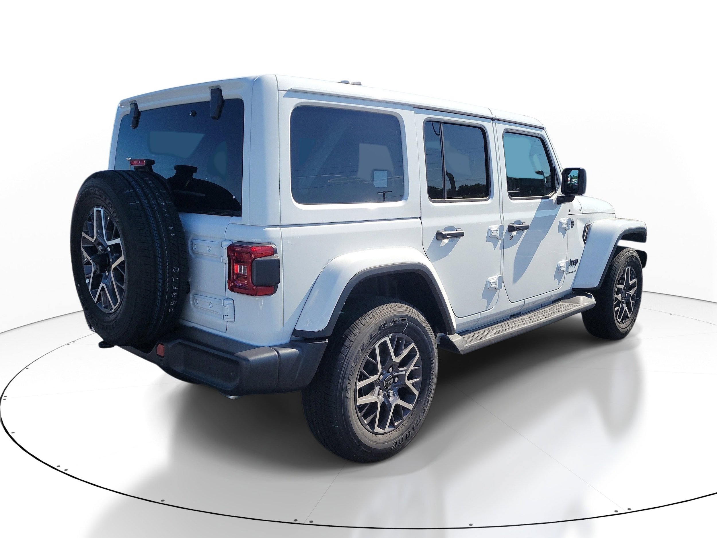 New 2026 Jeep Wrangler Unlimited Sahara AWD/4WD image 6