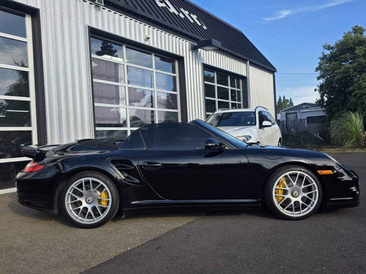 Used 2013 Porsche 911 Edition 918 Spyder AWD/4WD image 1