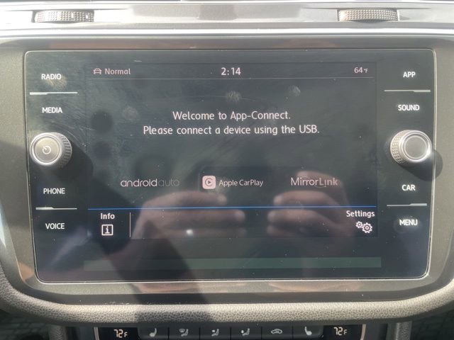 Used 2019 Volkswagen Tiguan SE w/ Panoramic Sunroof Package image 17