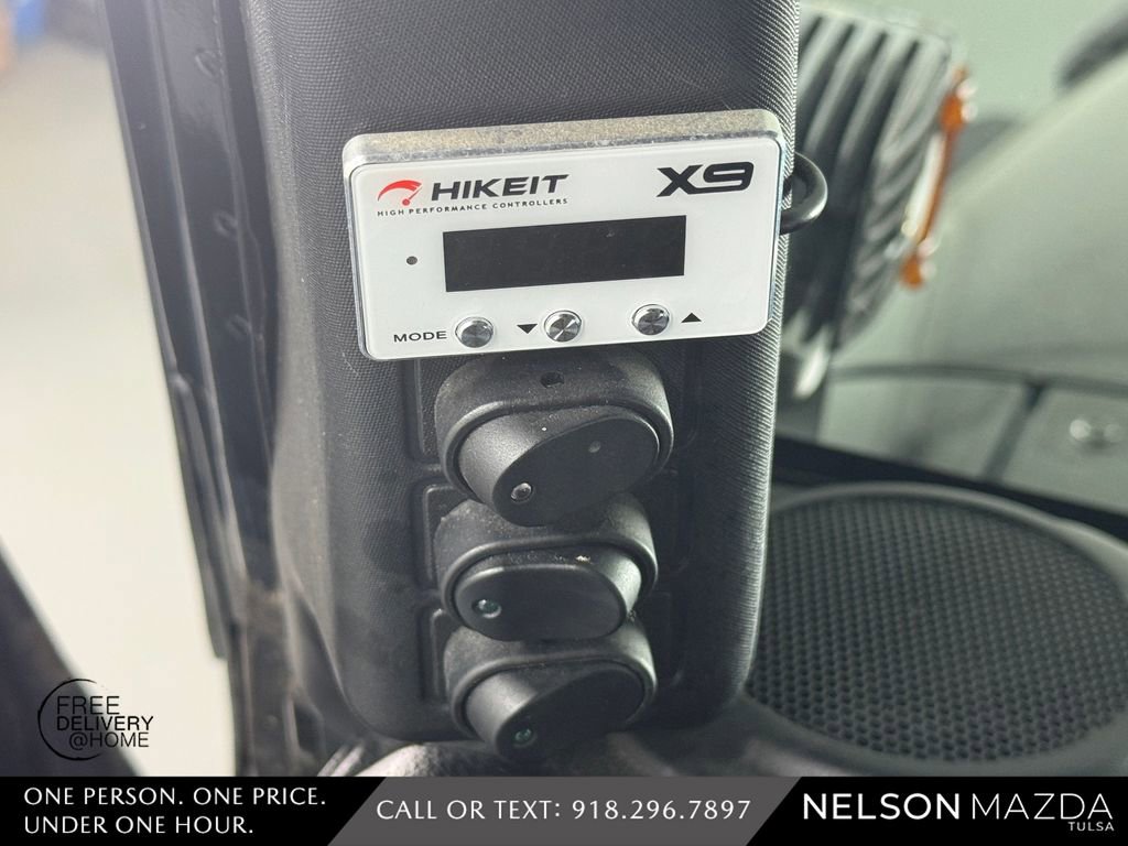 Used 2015 Jeep Wrangler Unlimited Sport w/ Quick Order Package 24S AWD/4WD image 24