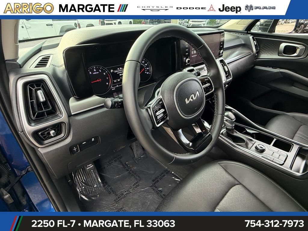 Used 2022 Kia Sorento S FWD image 10