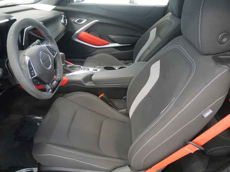 Used 2021 Chevrolet Camaro SS RWD image 12