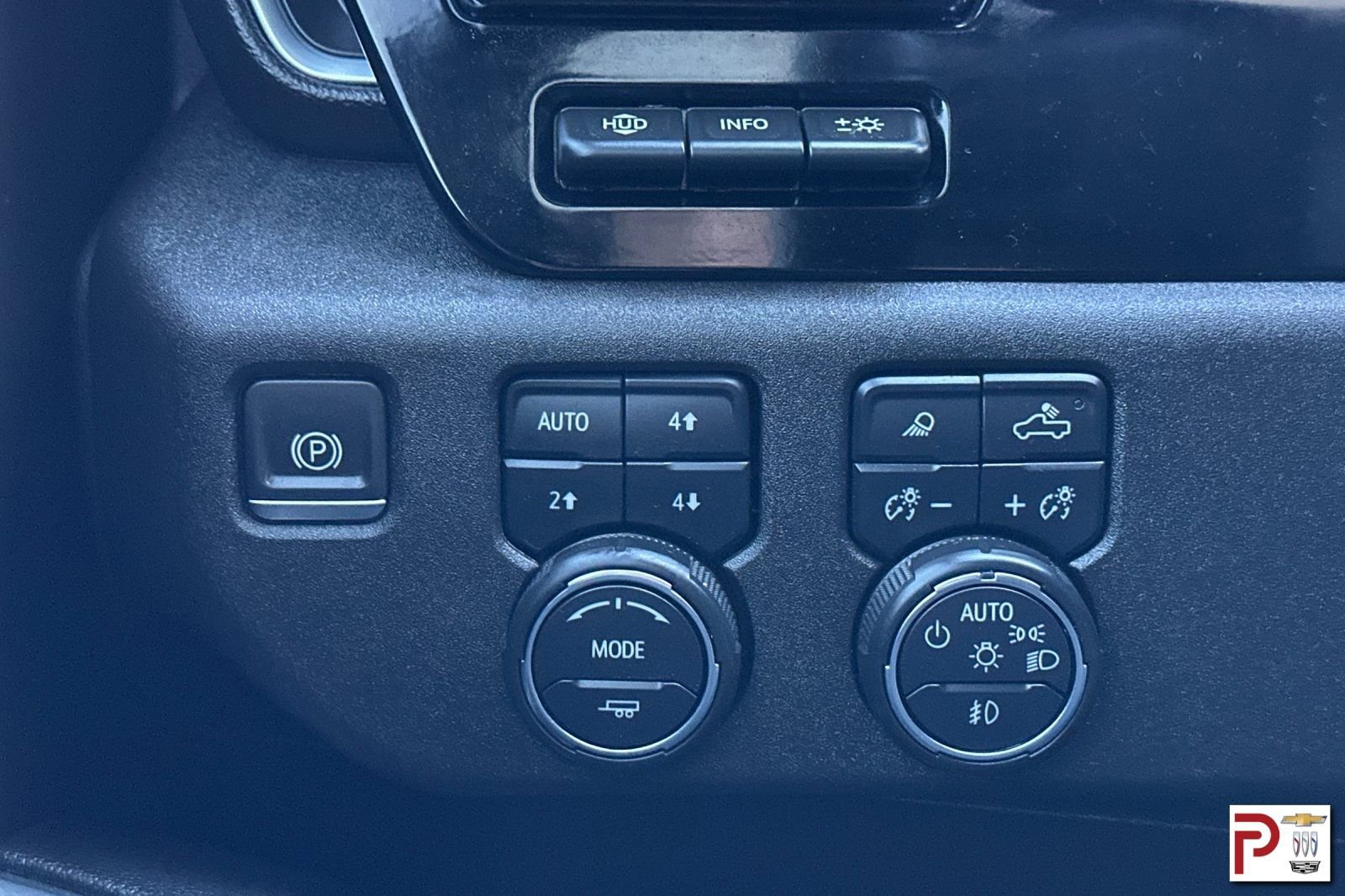 Certified 2024 Chevrolet Silverado 3500 High Country w/ High Country Premium Package image 31