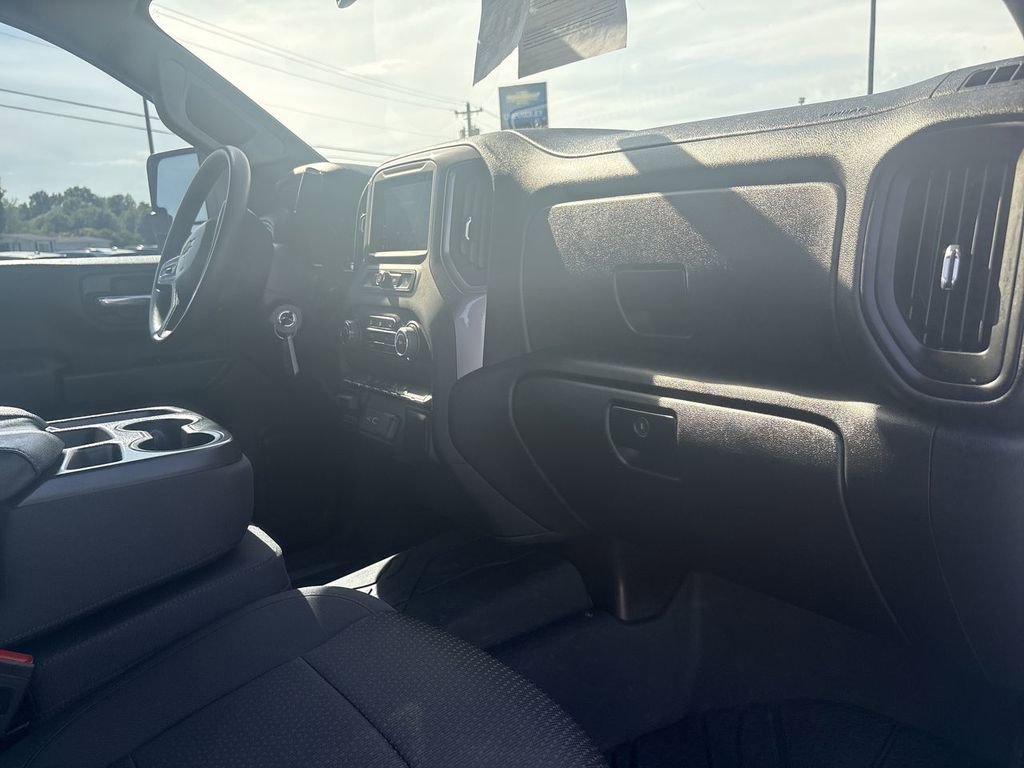 Certified 2023 Chevrolet Silverado 2500 Custom w/ Custom Value Package AWD/4WD image 26