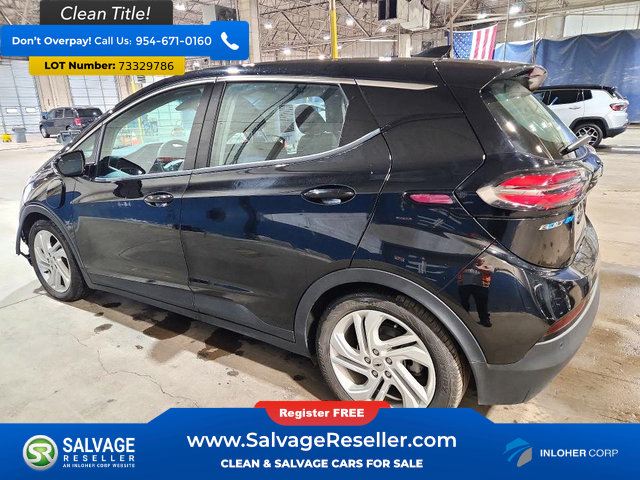 Used 2023 Chevrolet Bolt LT w/ Driver Confidence Package FWD image 3