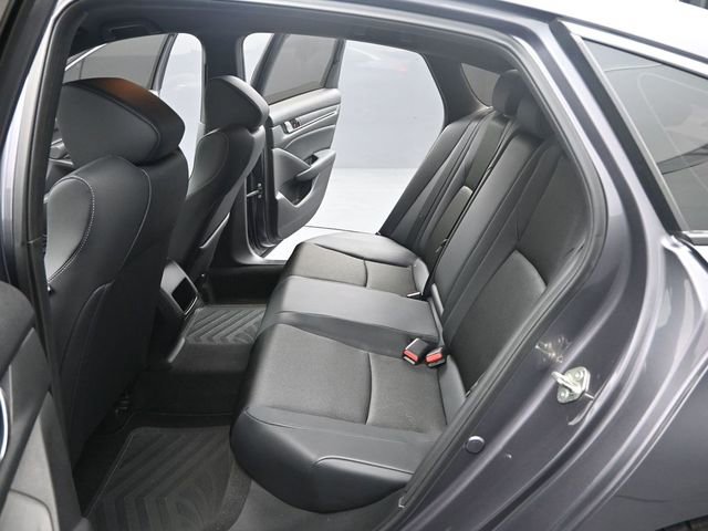 Used 2018 Honda Accord Sport image 15