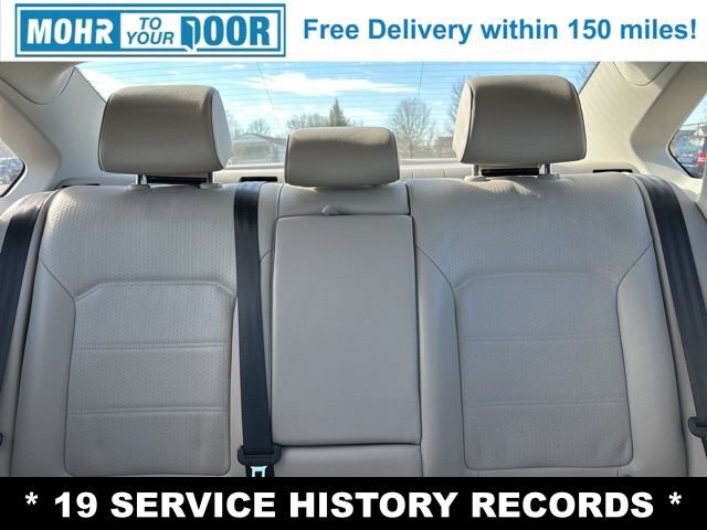 Used 2014 Volkswagen Passat TDI SE image 26