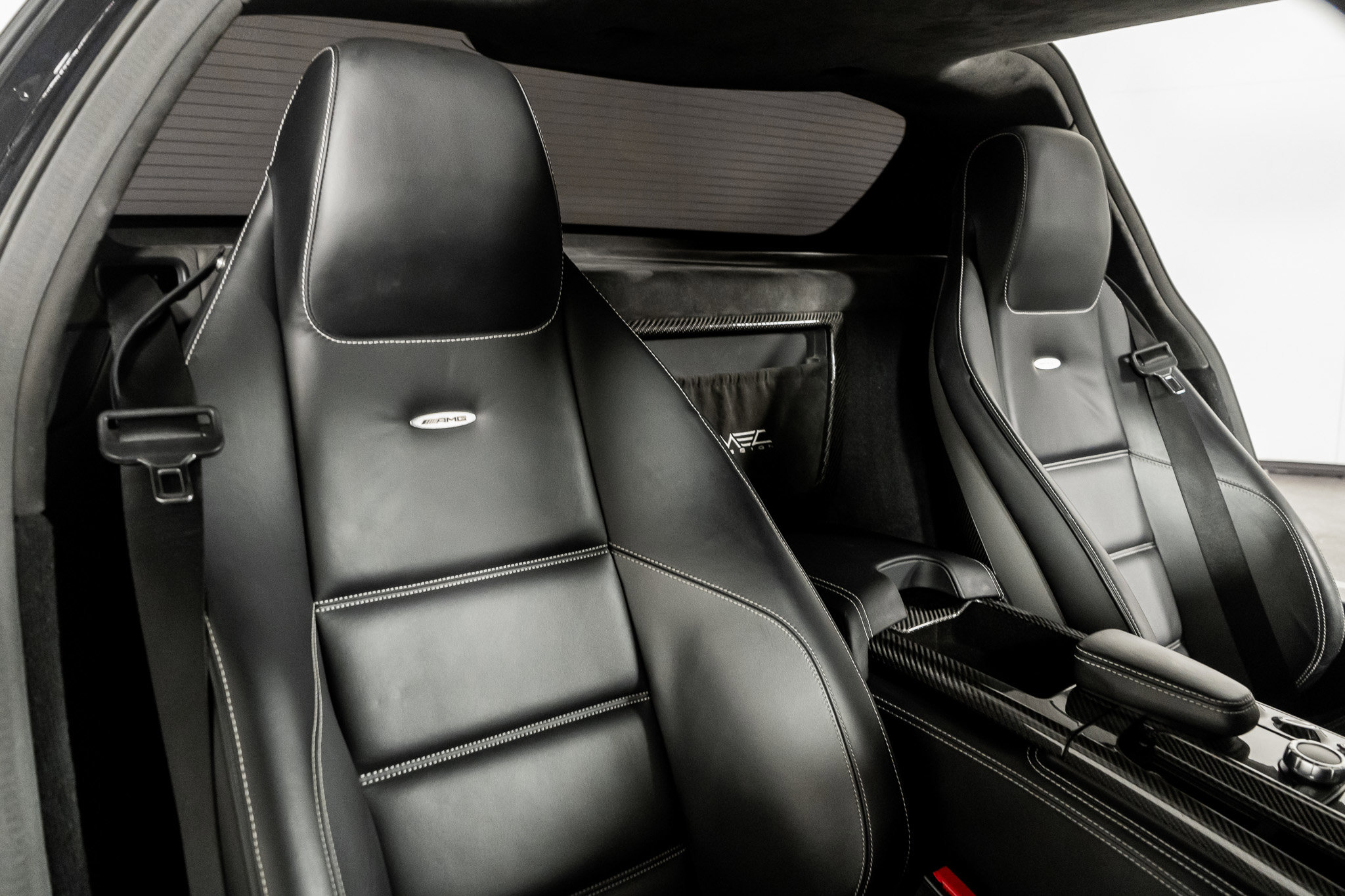 Used 2011 Mercedes-Benz SLS AMG Coupe image 24