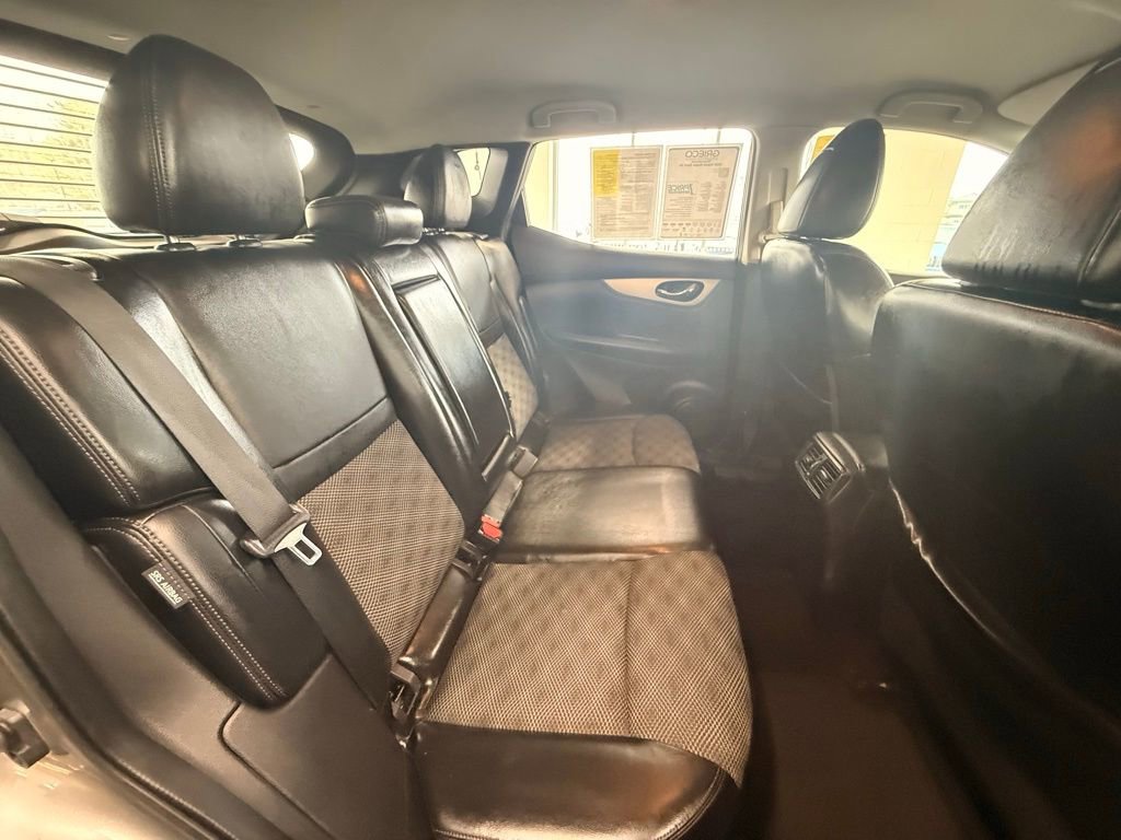 Used 2020 Nissan Rogue Sport SV w/ Technology Package image 18