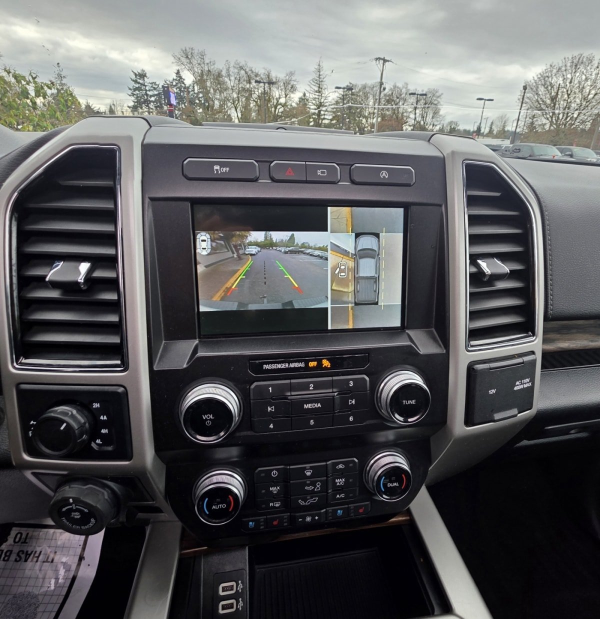 Used 2020 Ford F150 Lariat w/ Equipment Group 502A Luxury AWD/4WD image 15