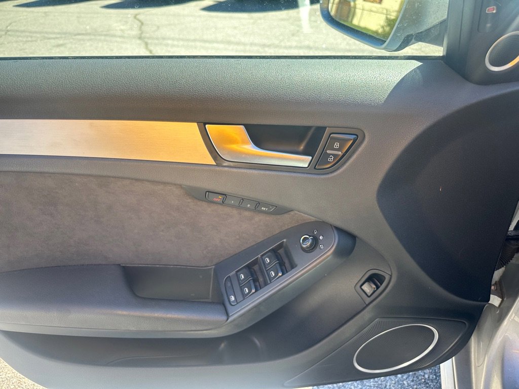 Used 2012 Audi A4 2.0T Prestige w/ Prestige Pkg image 12