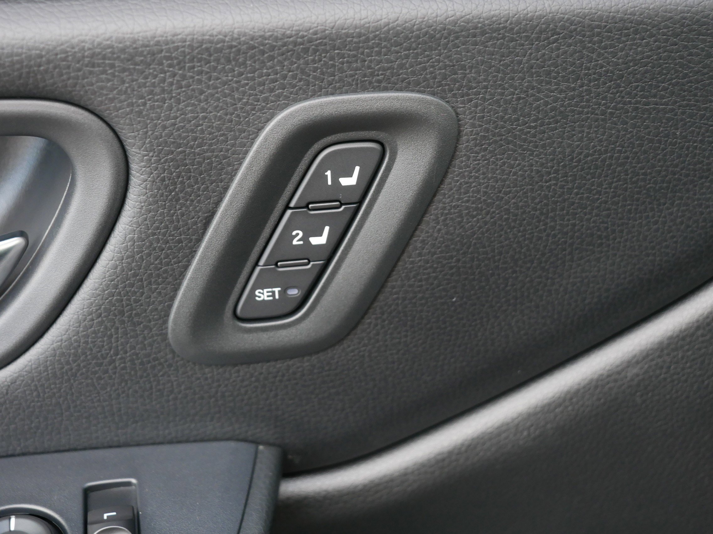 Used 2023 Honda Pilot Touring image 27